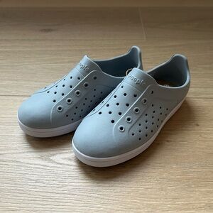 NEW Kids People Brand Slip On Shoes Size C11